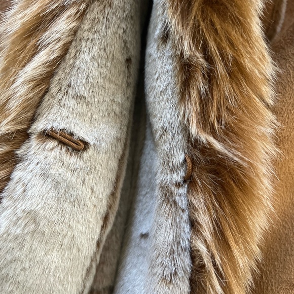 Orvis Faux Fur & Suede Vest - Picture 7 of 9